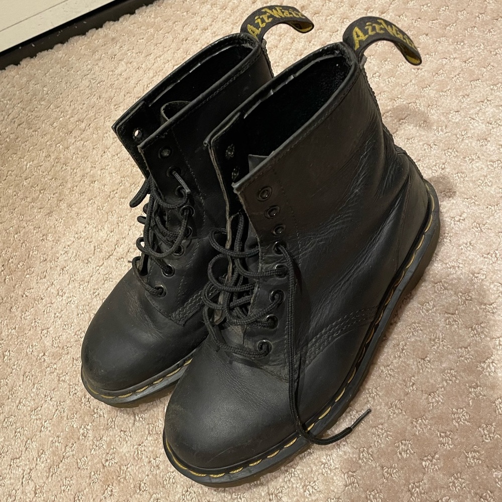 Doc Martens Boots Sz8